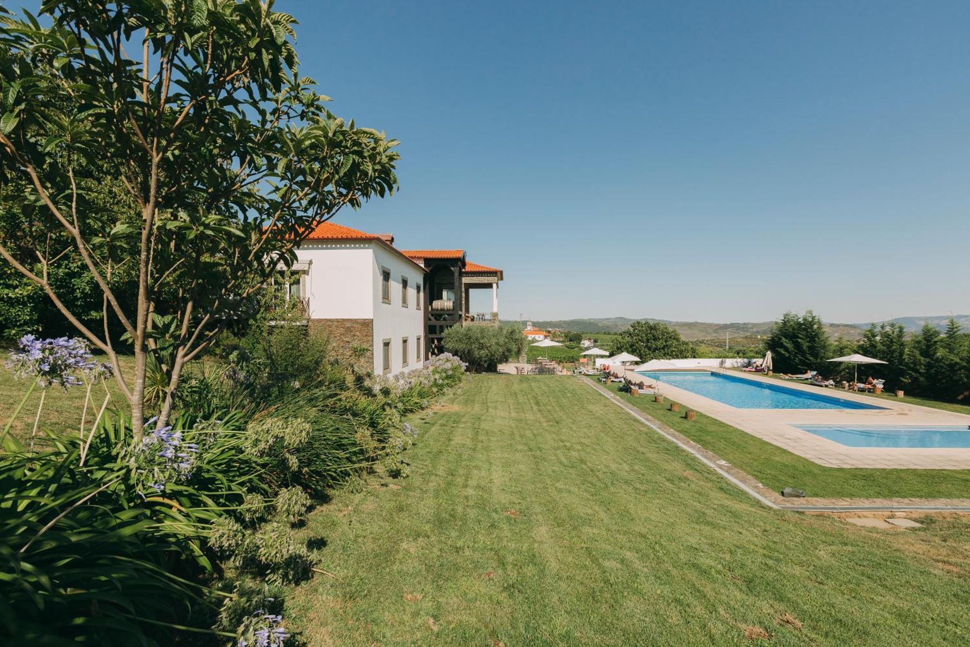 The Manor House Celeiros Hotel Sabrosa Exterior photo